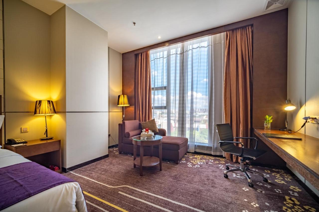 Relteem Hotel Zhongshan  Exterior foto