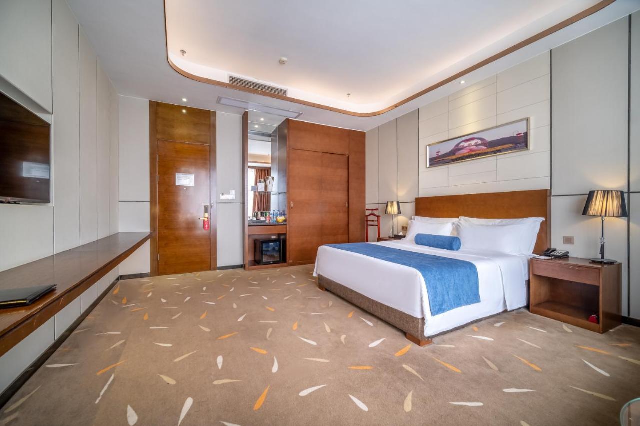 Relteem Hotel Zhongshan  Exterior foto